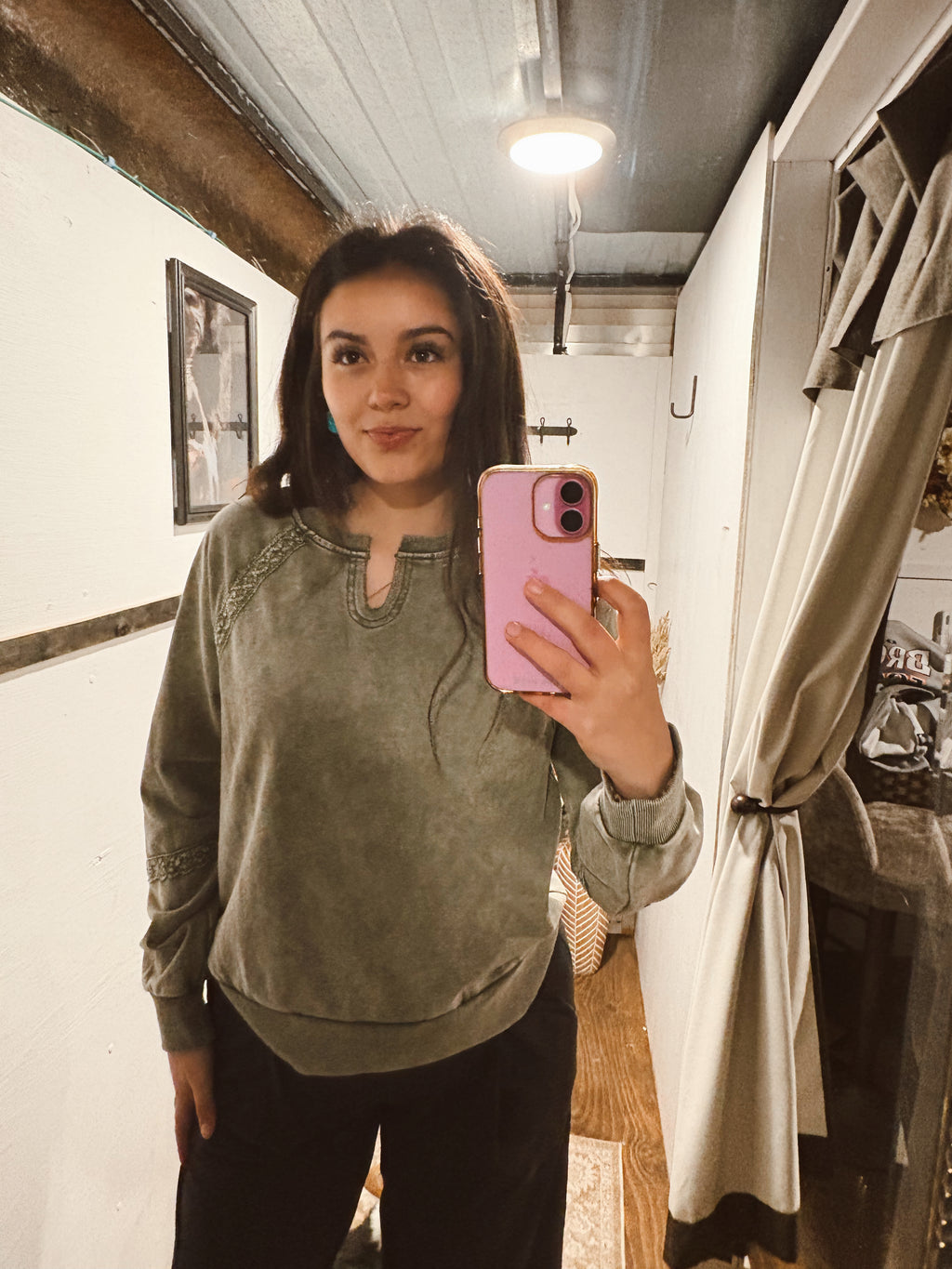 Lucy Lace Baggy Mineral Wash Pullover