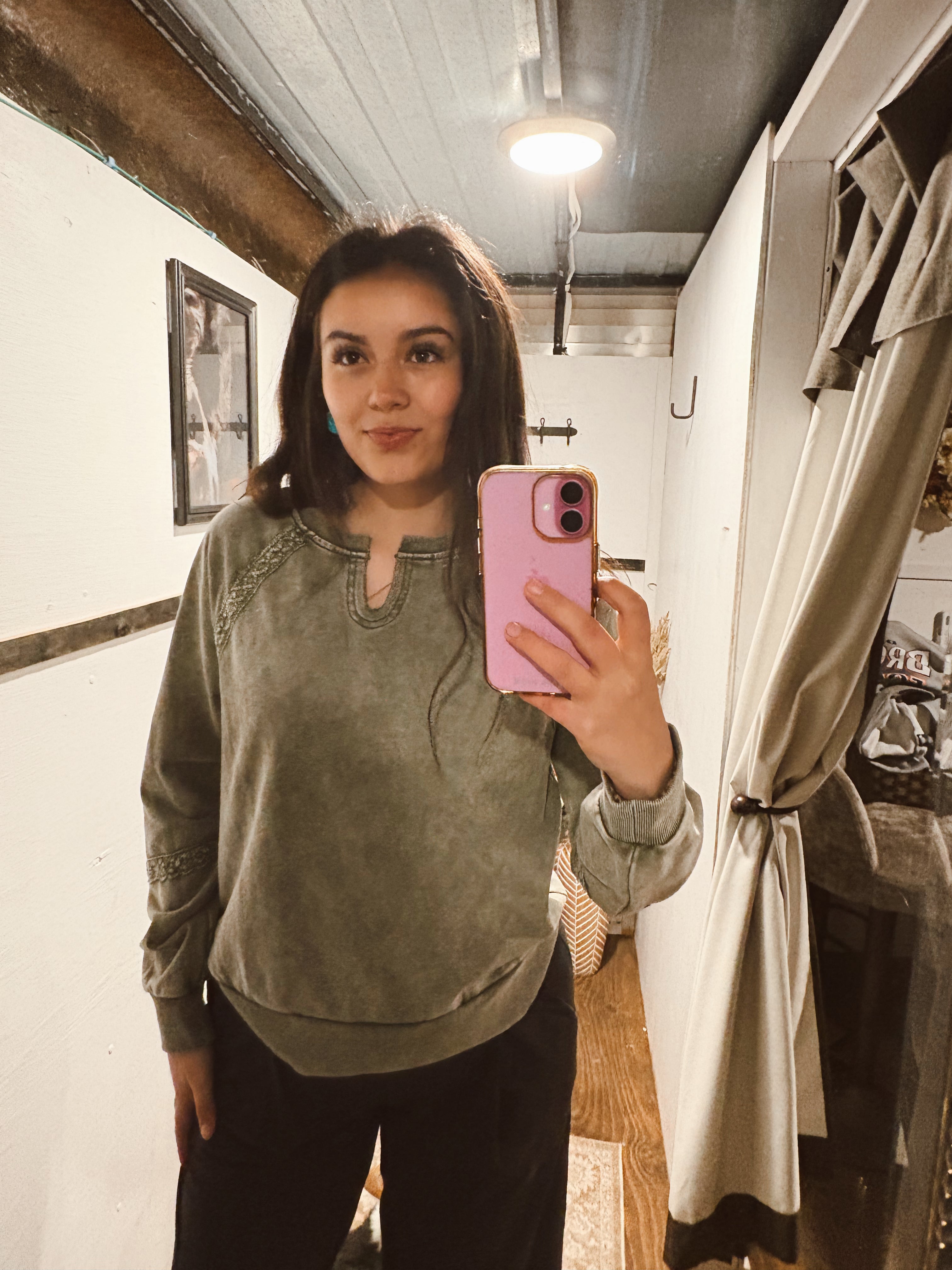 Lucy Lace Baggy Mineral Wash Pullover