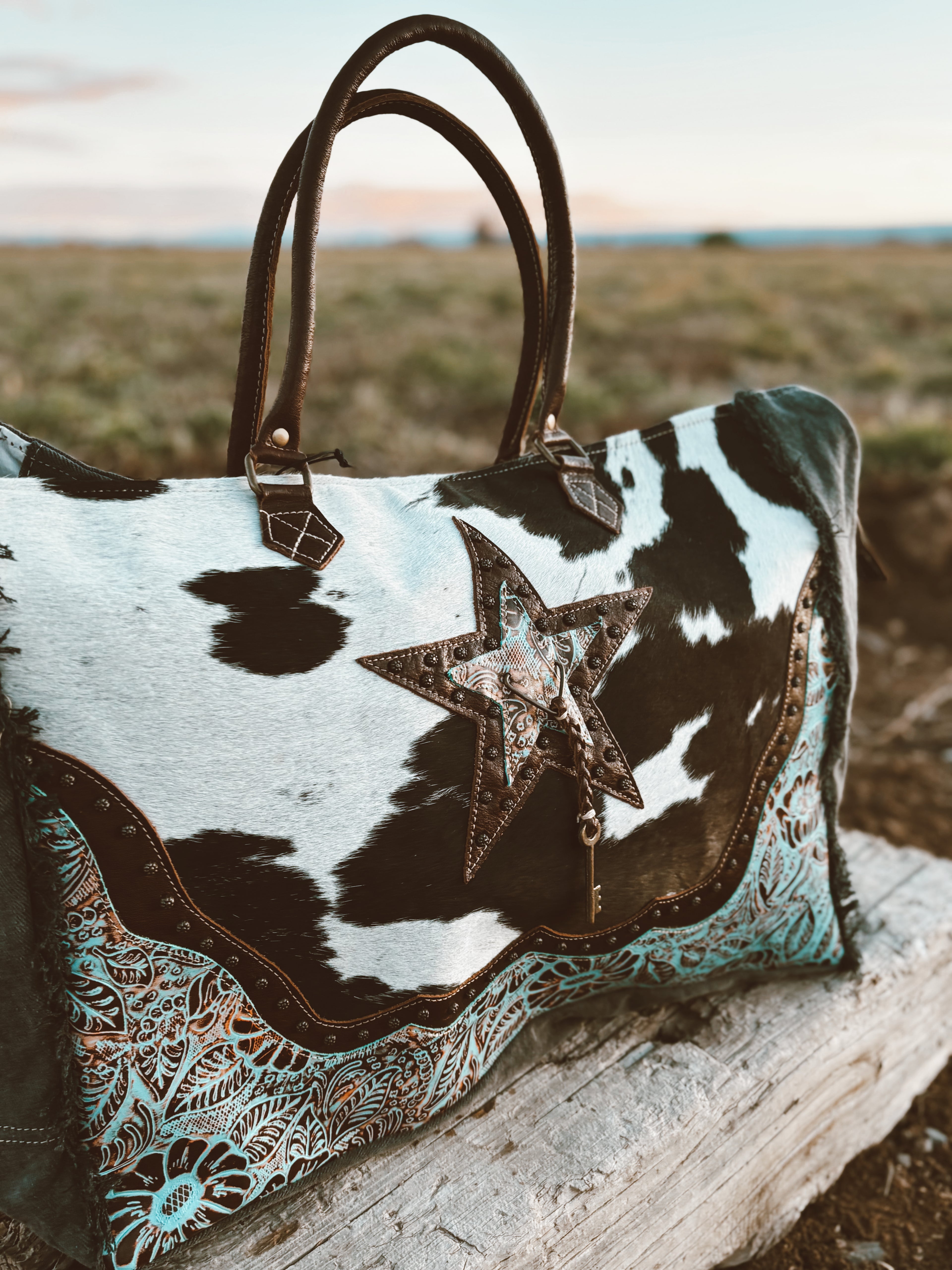 Starry Horizon Myra Cowhide & Leather Weekender