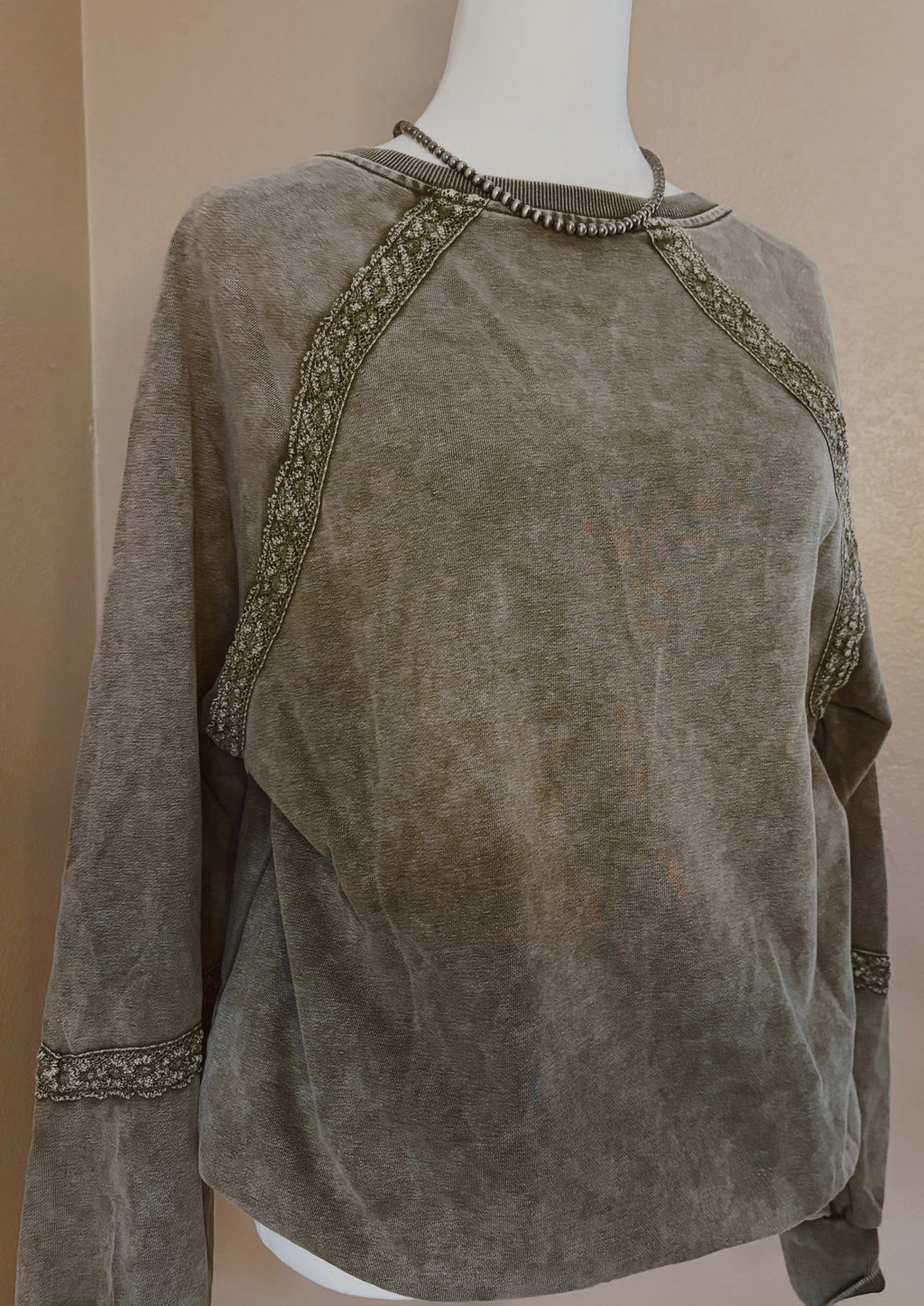 Lucy Lace Baggy Mineral Wash Pullover