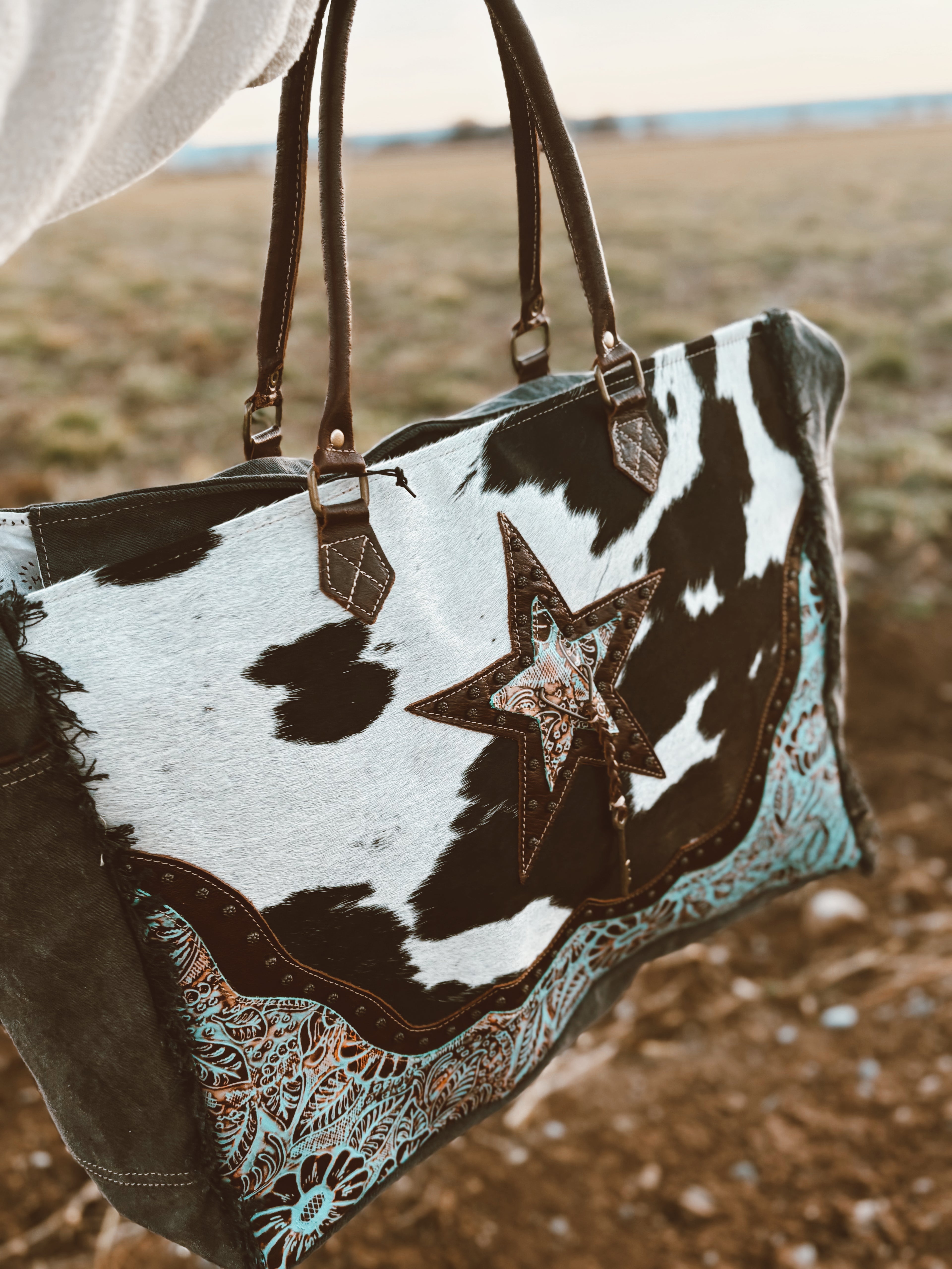 Starry Horizon Myra Cowhide & Leather Weekender